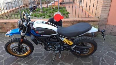 Ducati Scrambler 800 Desert Sled (2021 - 22) usata
