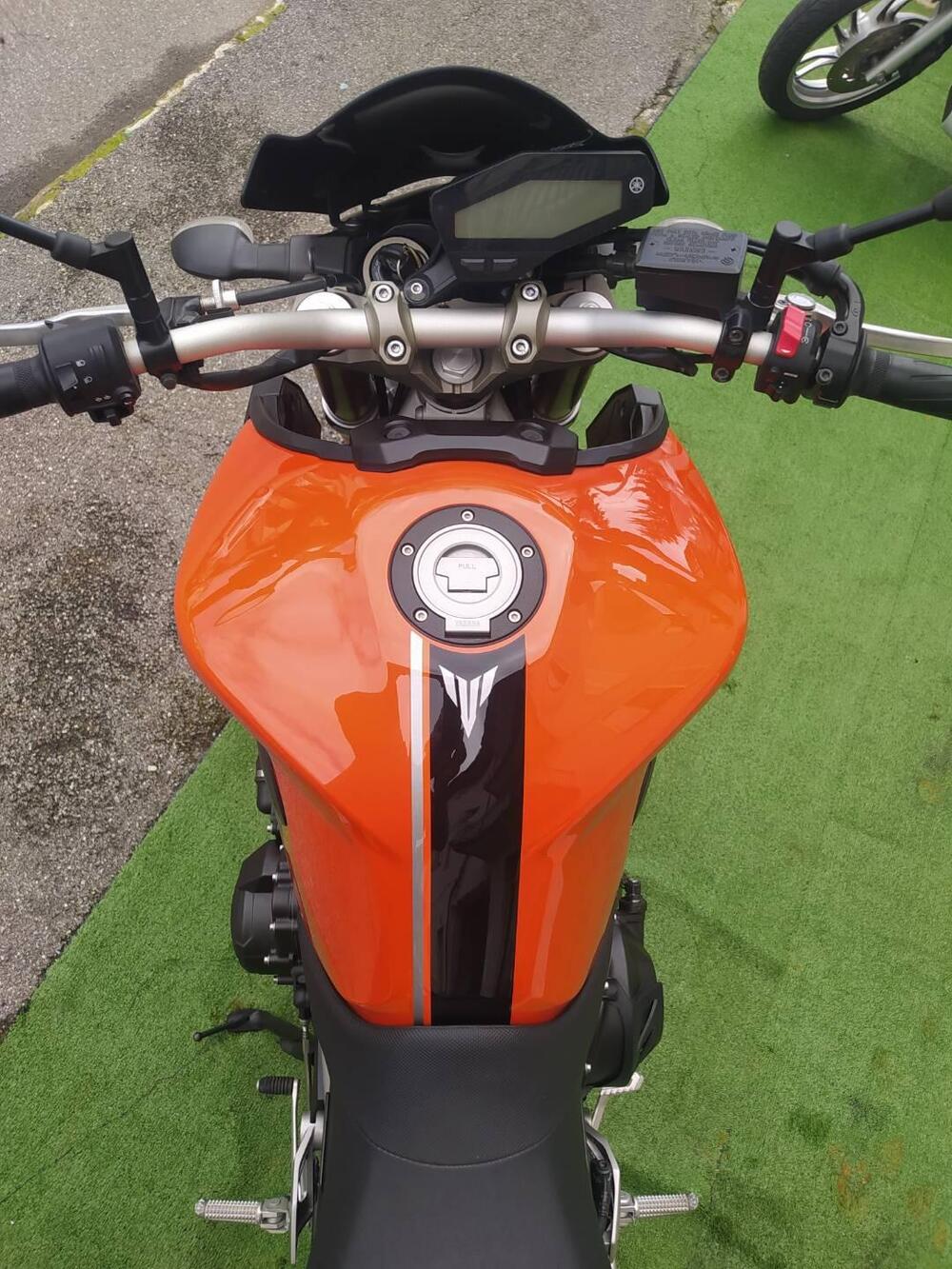 Yamaha MT-09 (2013 - 15) (8)