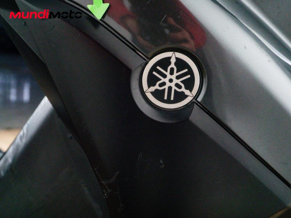 Yamaha X-Max 400 Iron Max ABS (2016) (15)