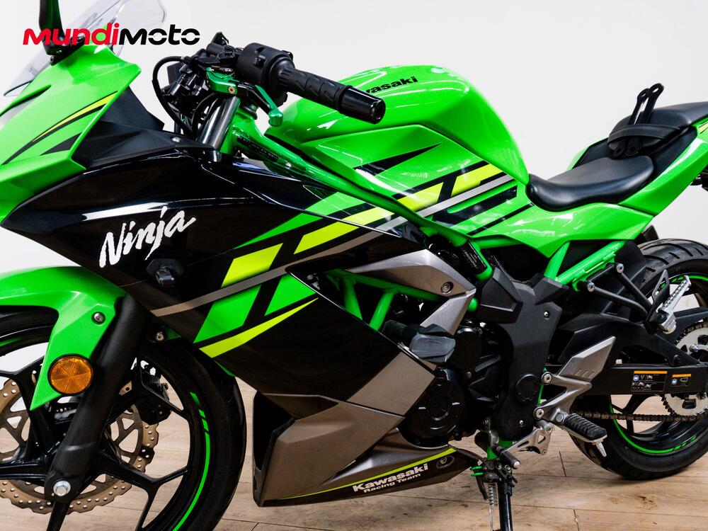 Kawasaki Ninja 300 ABS (2012 - 16) (9)