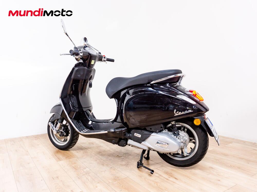 Vespa Primavera 125 Batik (2024 - 26) (7)