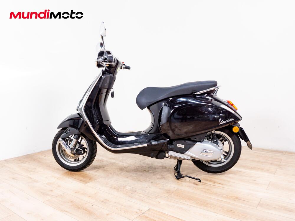 Vespa Primavera 125 Batik (2024 - 26) (6)