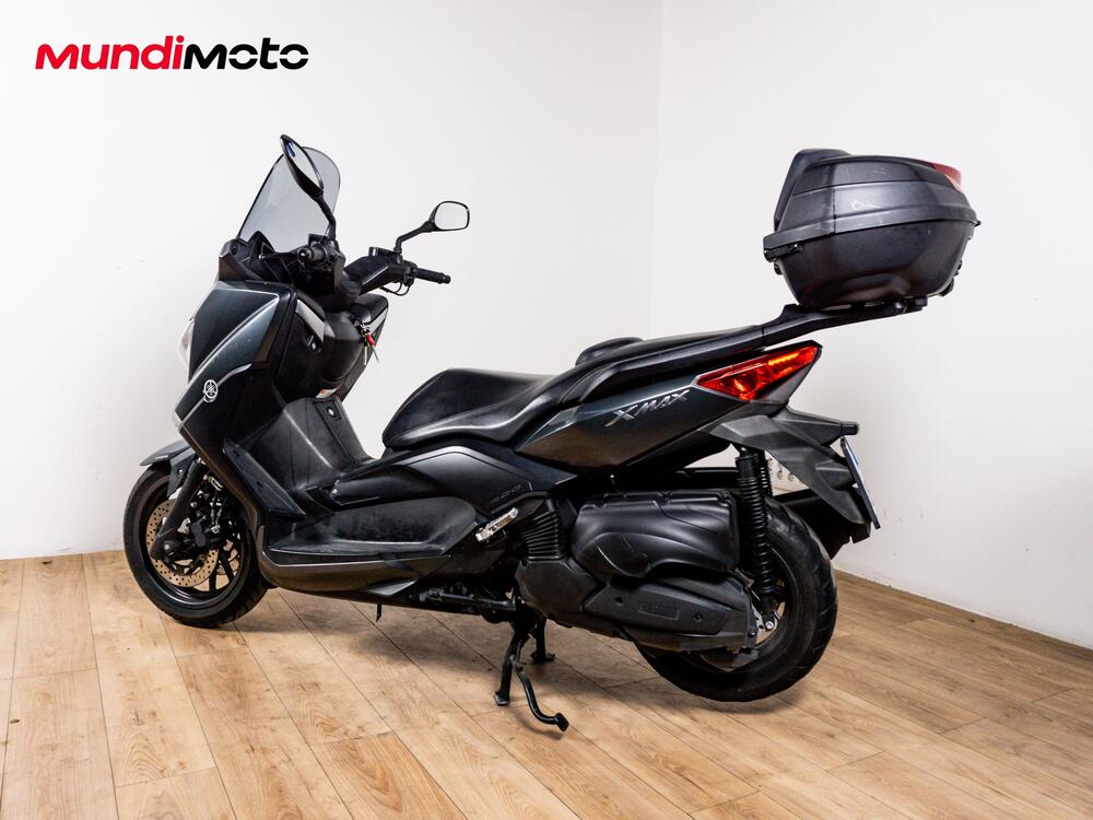 Yamaha X-Max 400 Iron Max ABS (2016) (7)