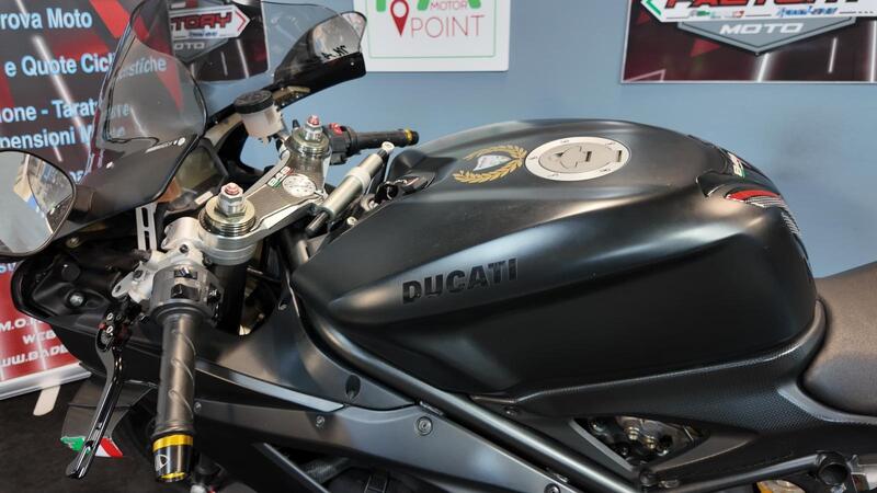 Ducati 848 EVO (2010 - 12) (11)