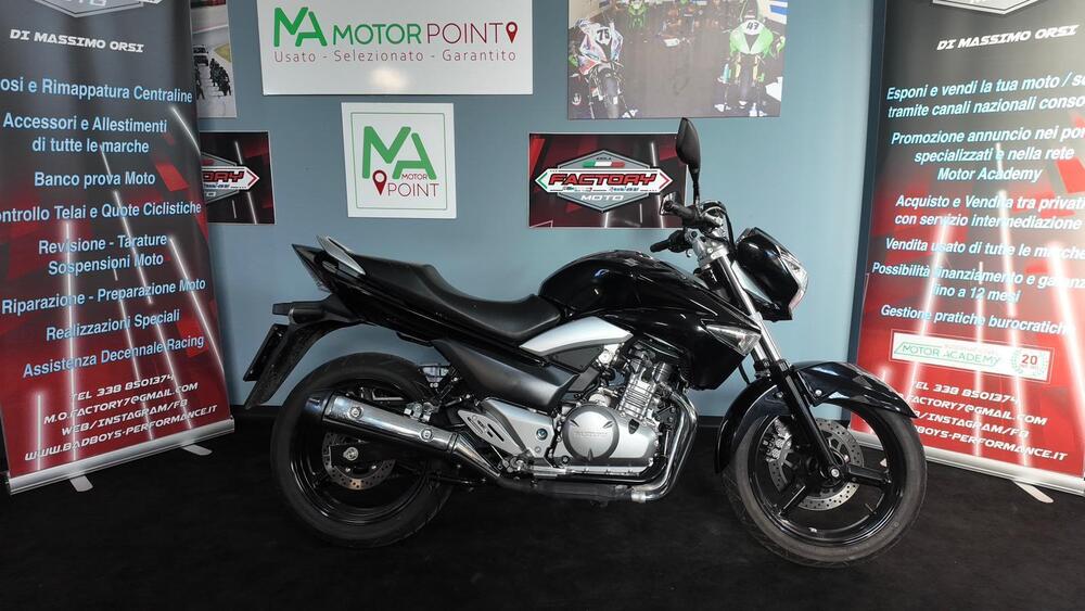 Suzuki Inazuma 250 (2012 - 17)