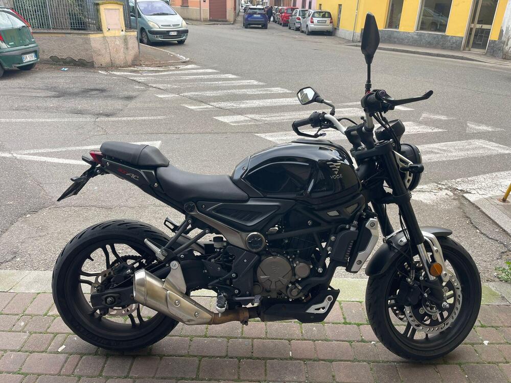 Voge Trofeo 300AC (2021 - 26) (2)