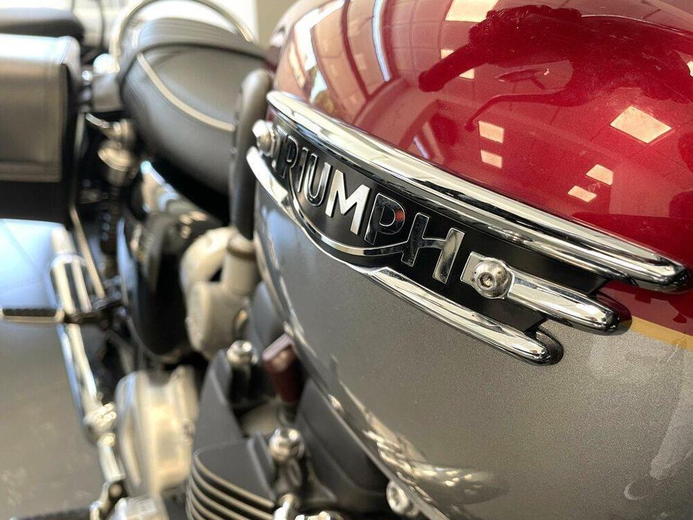 Triumph Bonneville T120 (2021 - 25) (3)