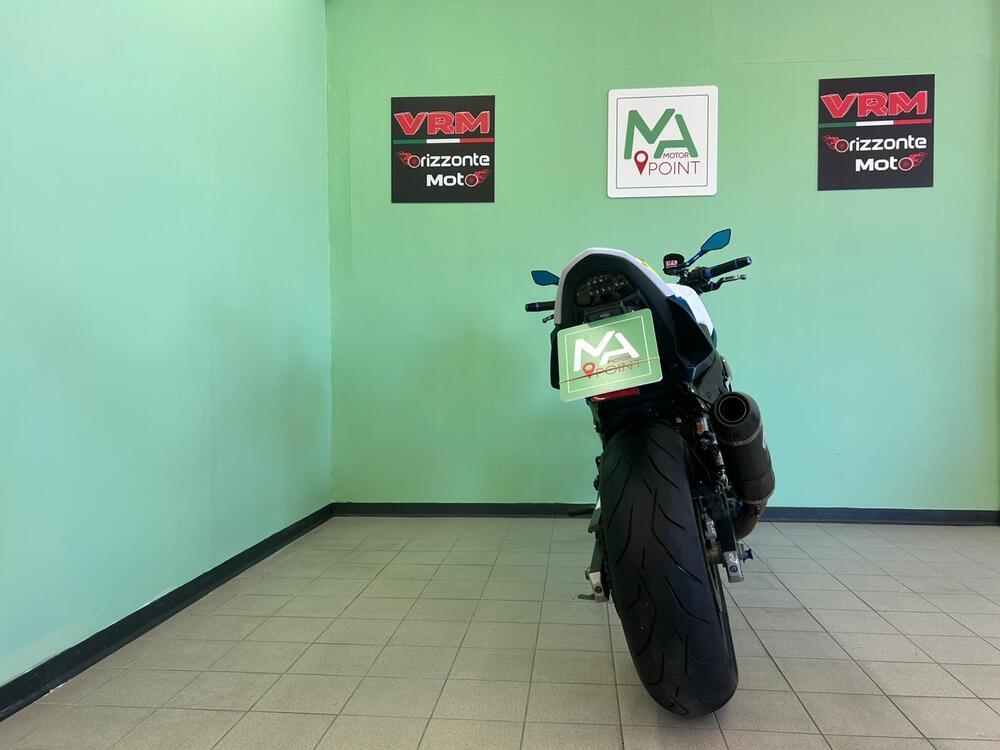 Suzuki GSR 750 ABS (2010 - 17) (3)