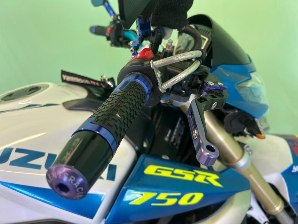 Suzuki GSR 750 ABS (2010 - 17) (7)