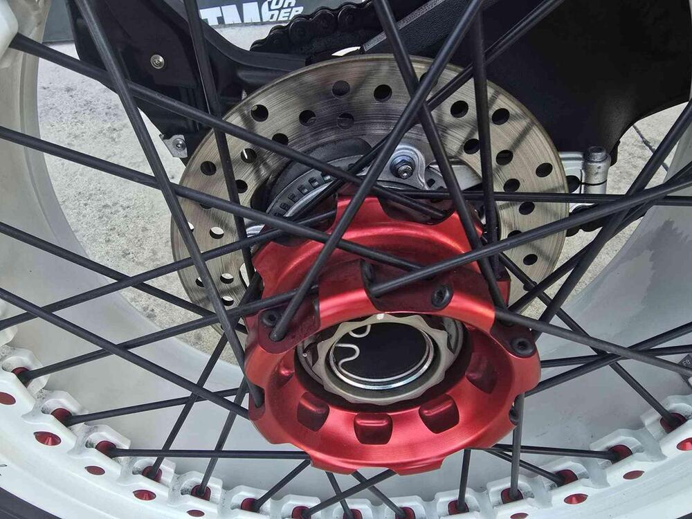 MV Agusta Dragster 800 RR (2018 - 20) (17)