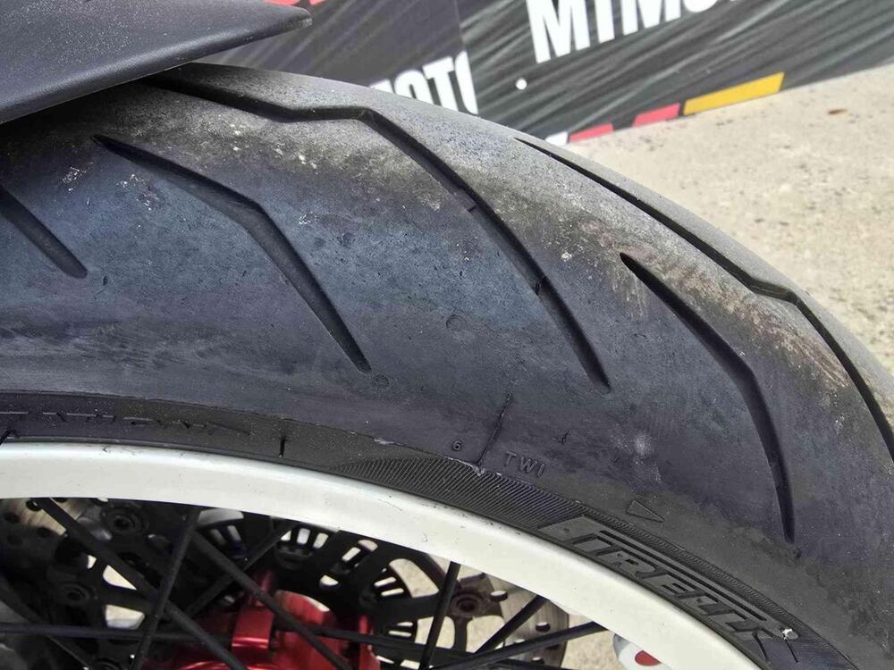 MV Agusta Dragster 800 RR (2015 - 17) (12)