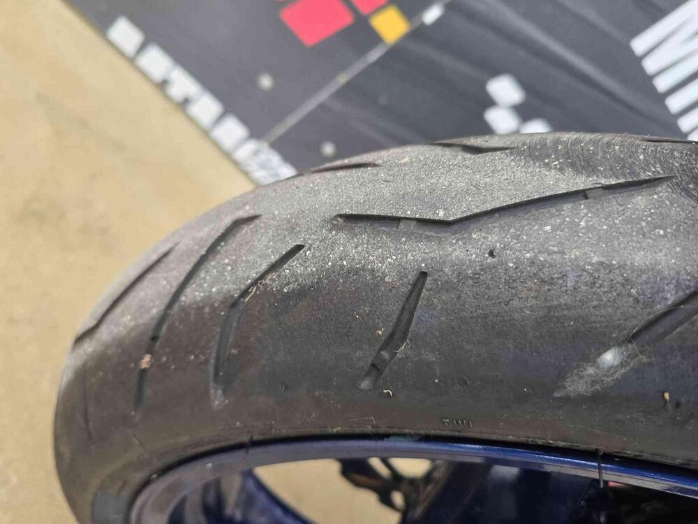 Kawasaki Ninja 1200 ZX-12R (2000 - 06) (15)