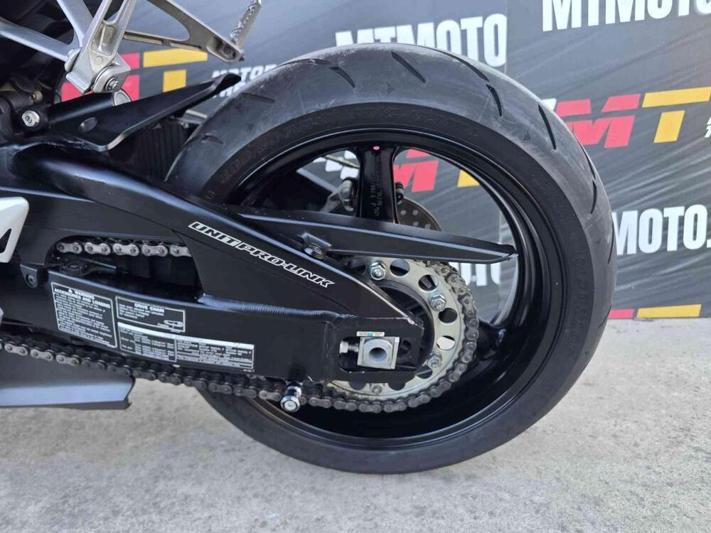 Honda CBR 1000 RR Fireblade (2008 - 11) (15)