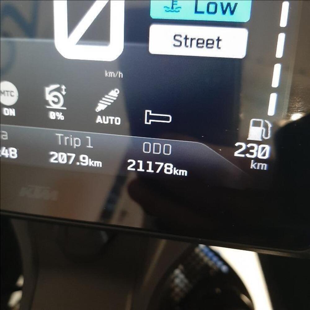 KTM 1290 Super Adventure S (2022 - 25) (12)