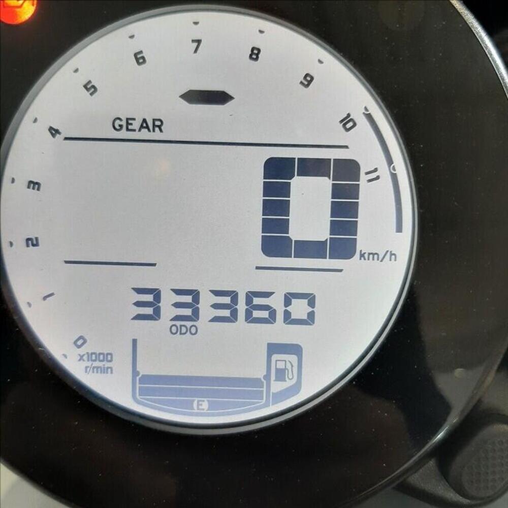 Yamaha XSR 700 ABS (2016 - 20) (14)