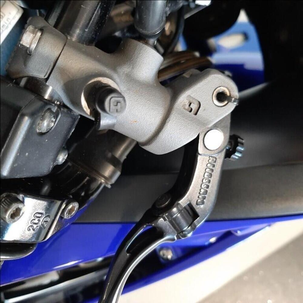 Yamaha YZF R6 (2008 - 09) (5)