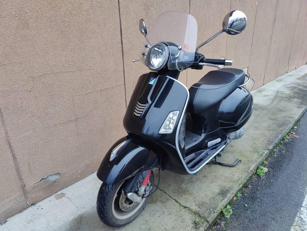 Vespa GTS 300 Super (2008 - 16) (3)