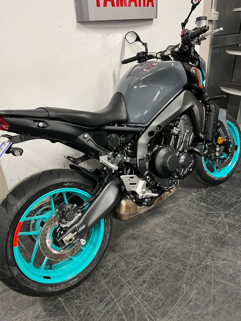 Yamaha MT-09 (2021 - 23) (4)