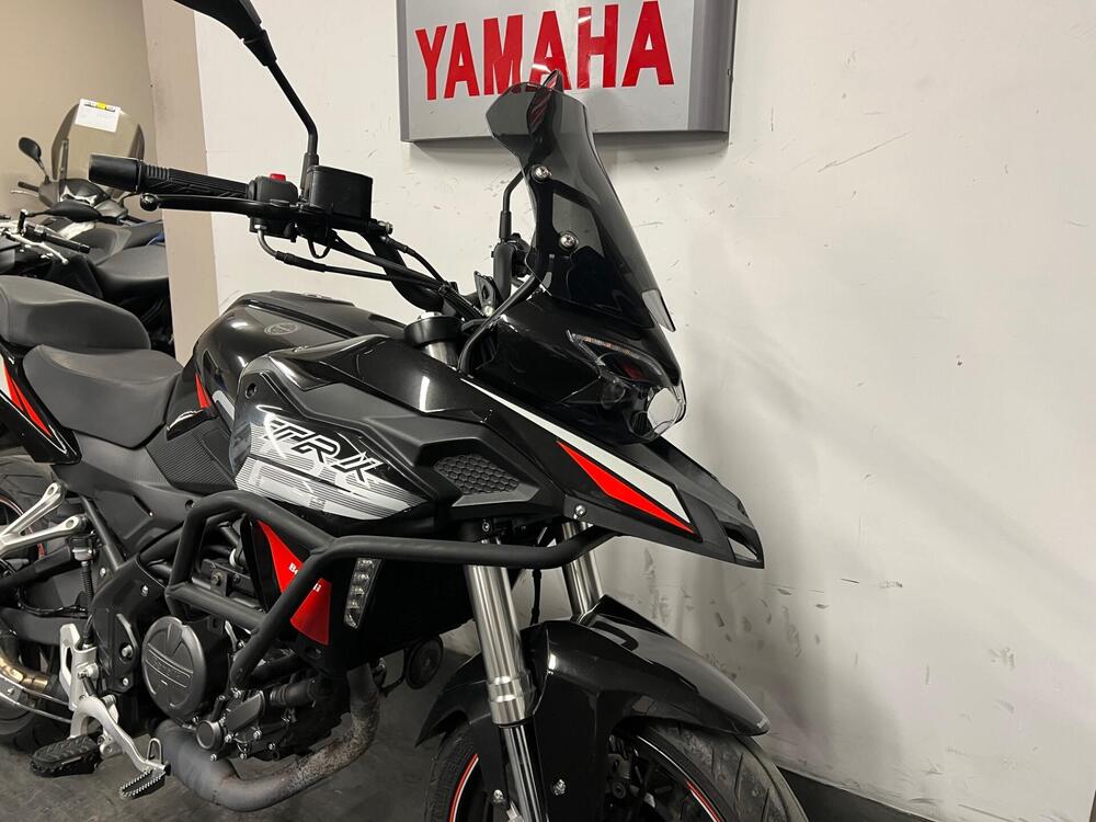 Benelli TRK 251 (2022 - 25) (2)