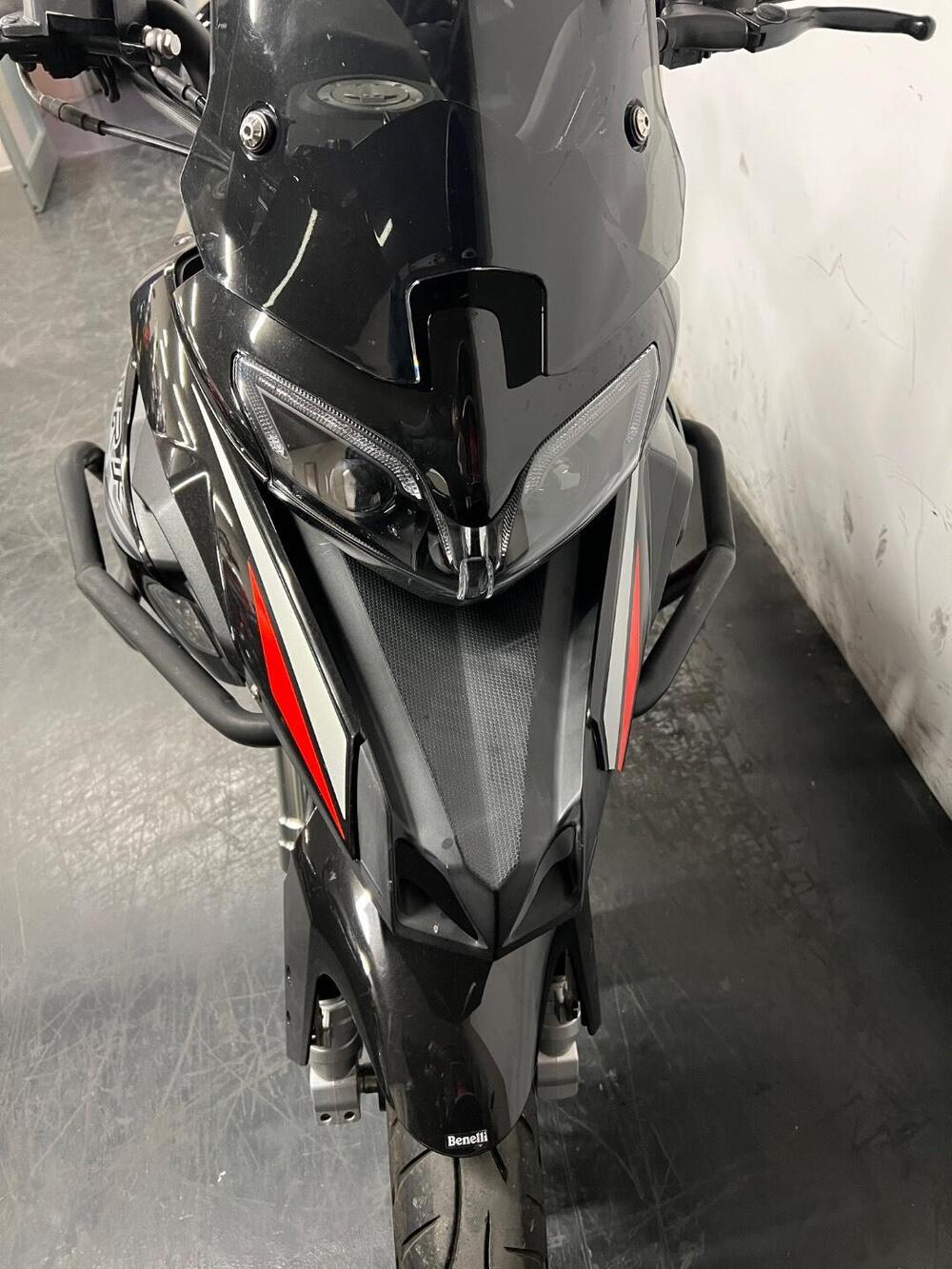 Benelli TRK 251 (2022 - 25) (3)