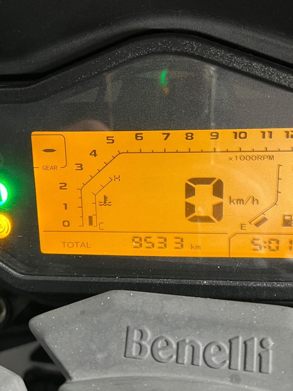 Benelli TRK 251 (2022 - 25) (10)