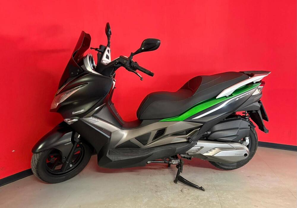 Kawasaki J 300 ABS (2014 - 16) (3)