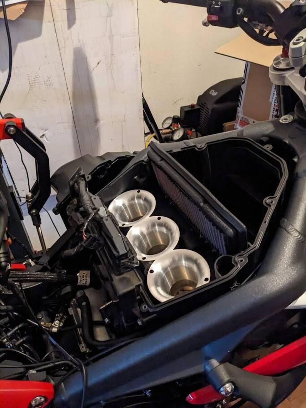 Triumph Street Triple R ABS (2013 - 17) (4)