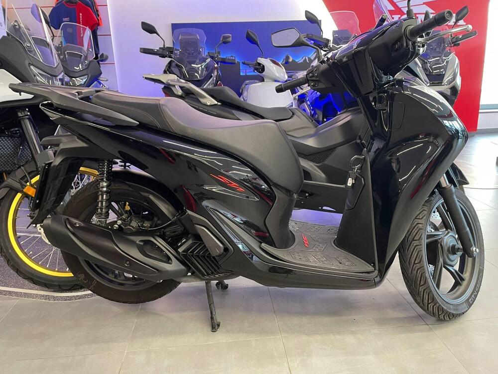 Honda SH 125i Sport (2024 - 25) (5)