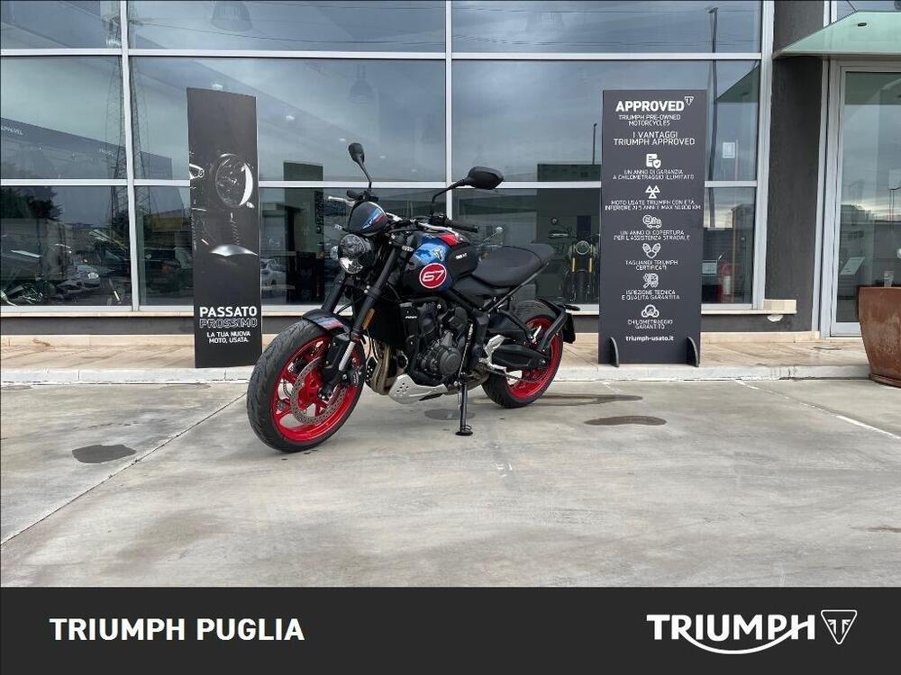 Triumph Trident 660 Triple Tribute Edition (2025 - 26) (2)
