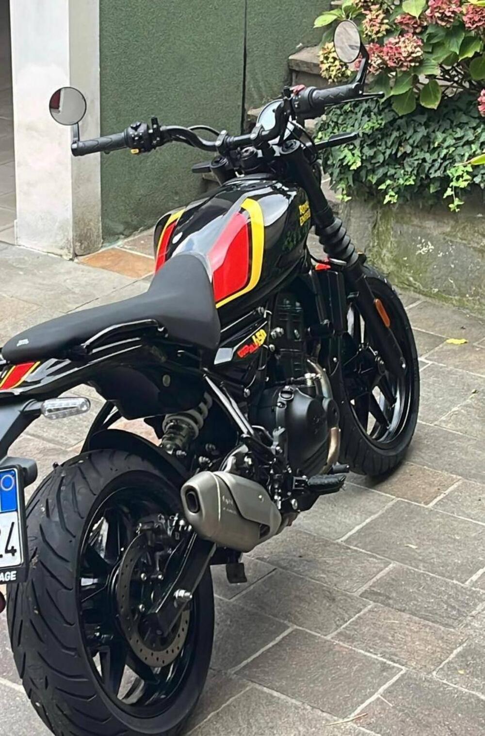 Royal Enfield Guerrilla 450 (2024 - 26)