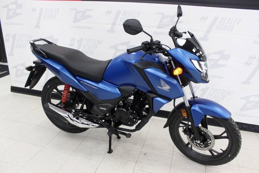 Honda CB 125 F (2026) (3)