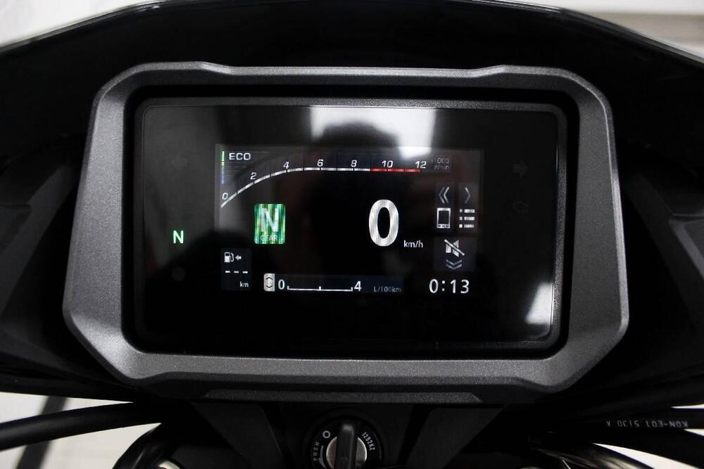 Honda CB 125 F (2026) (6)