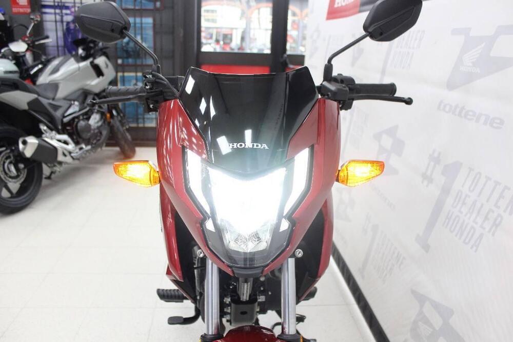 Honda CB 125 F (2026) (4)