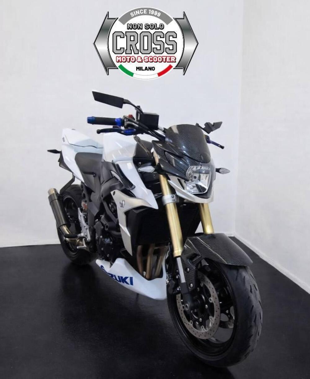 Suzuki GSR 750 (2010 - 15) (6)