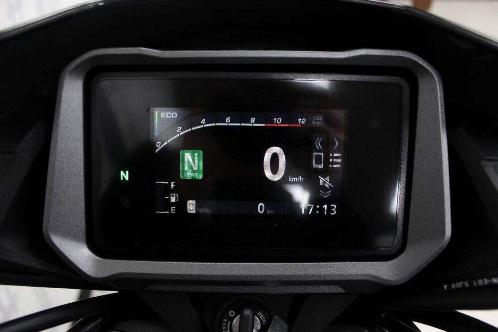 Honda CB 125 F (2026) (6)