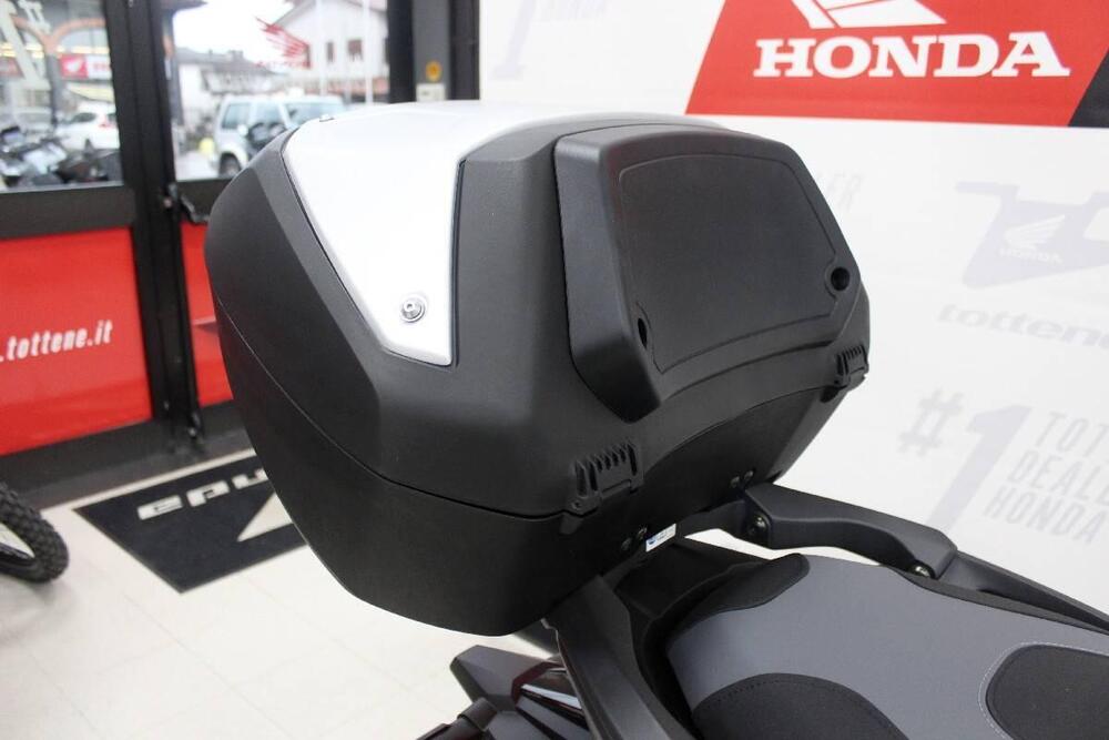 Honda ADV 350 Special Edition (2025 - 26) (5)
