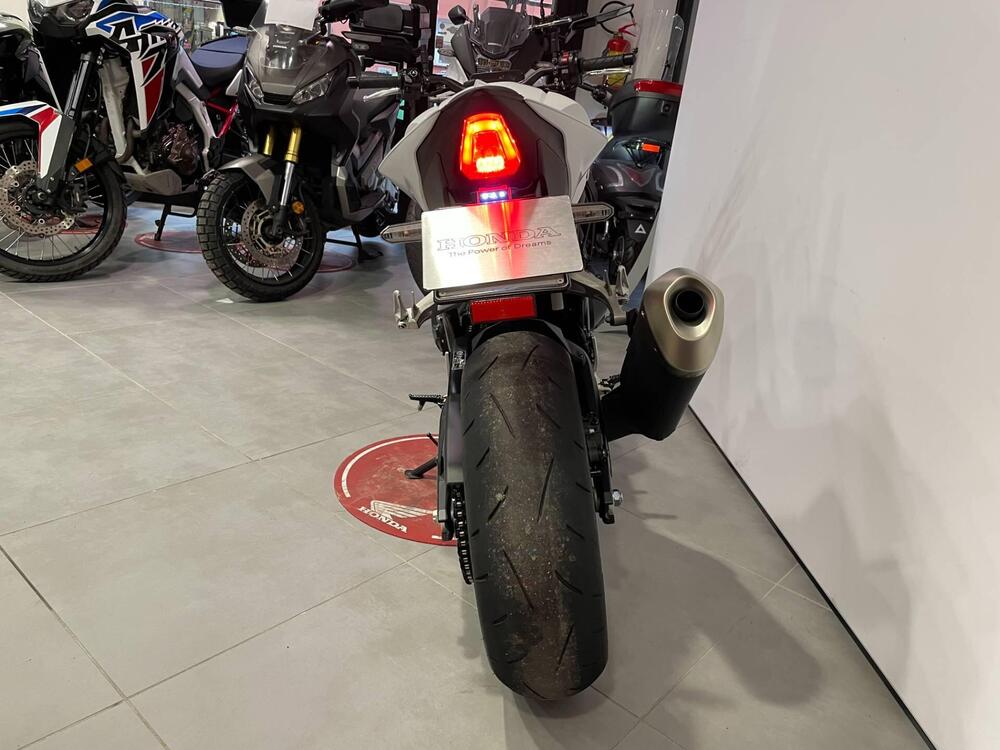 Honda CB 1000 Hornet (2025 - 26) (5)