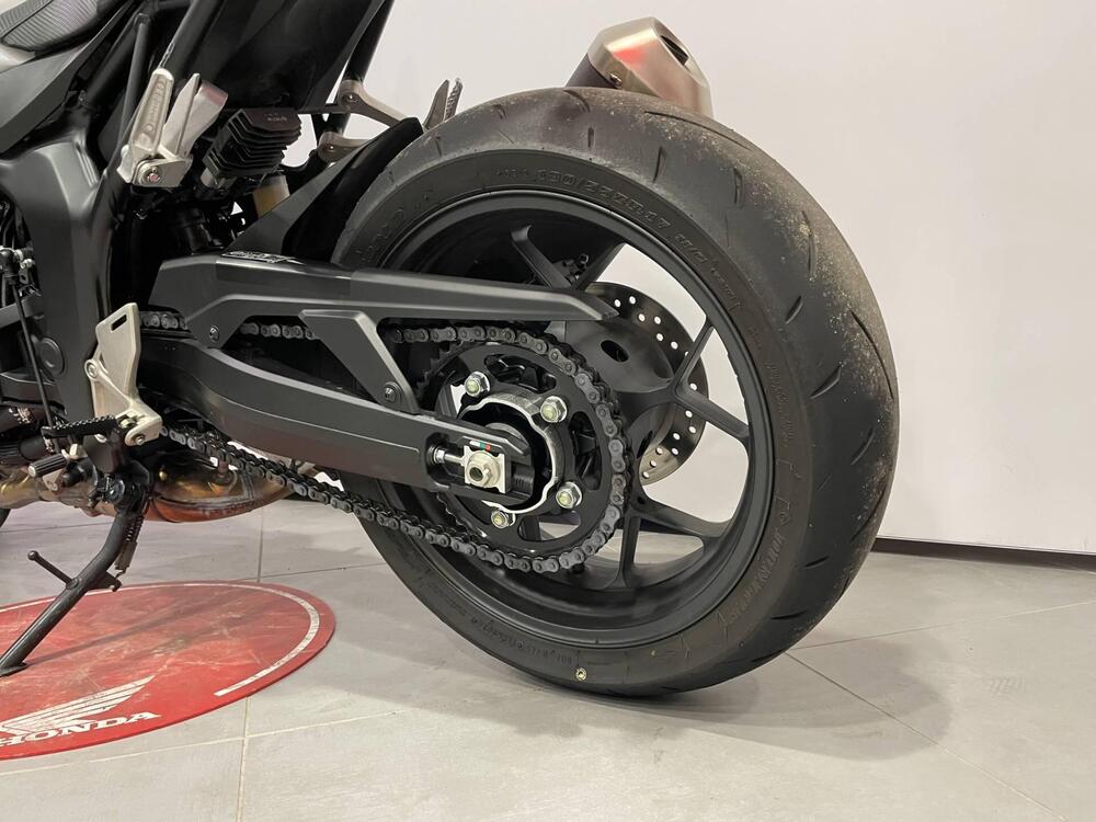 Honda CB 1000 Hornet (2025 - 26) (11)