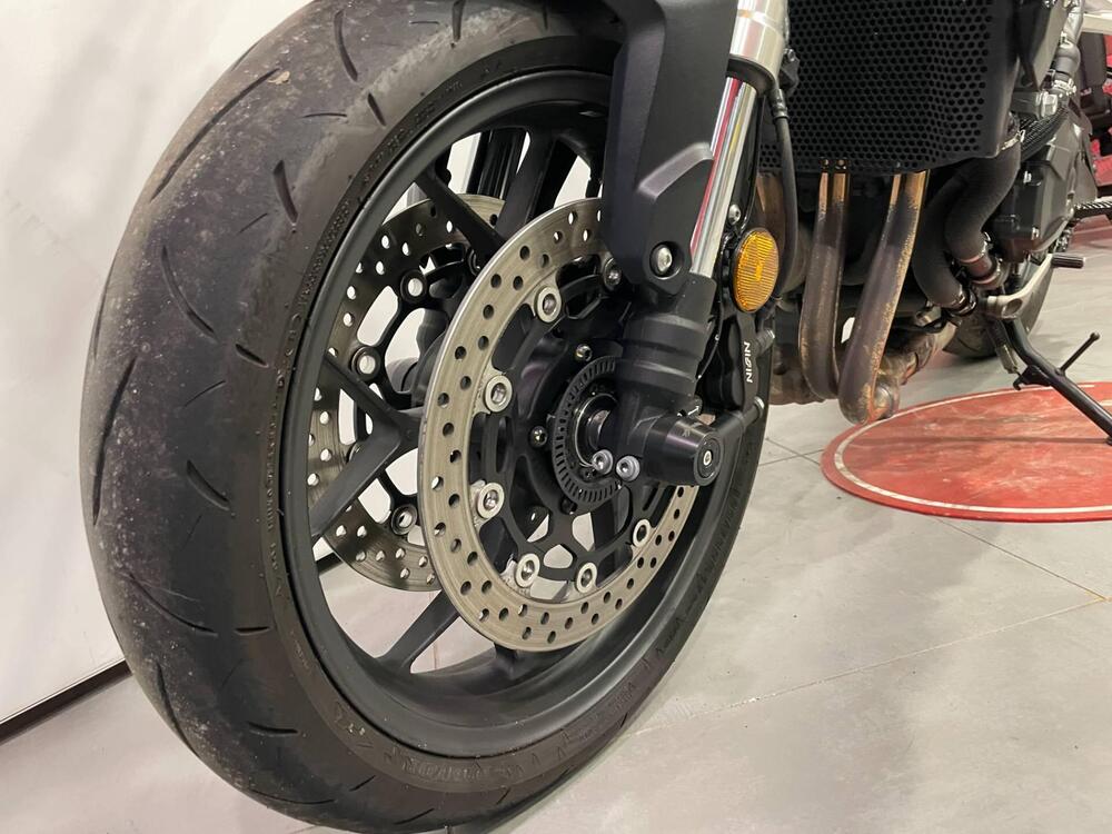 Honda CB 1000 Hornet (2025 - 26) (8)