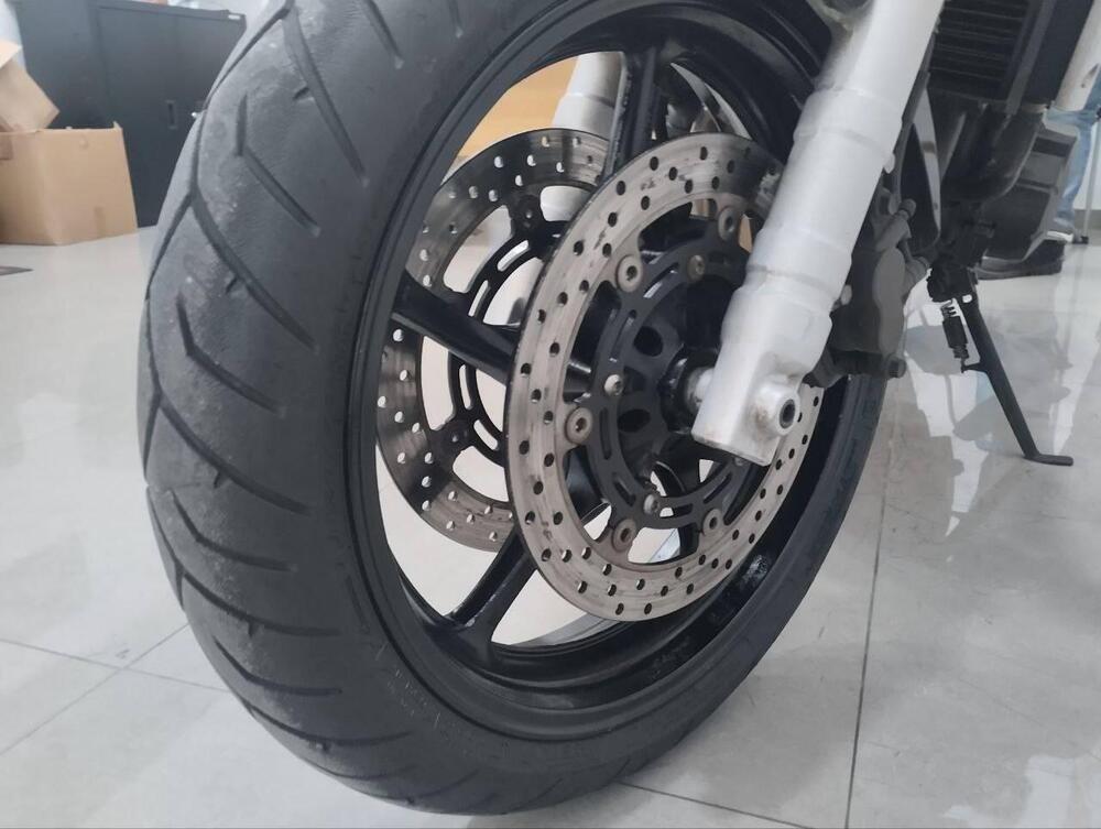 Yamaha FZ6 Fazer (2004 - 07) (8)