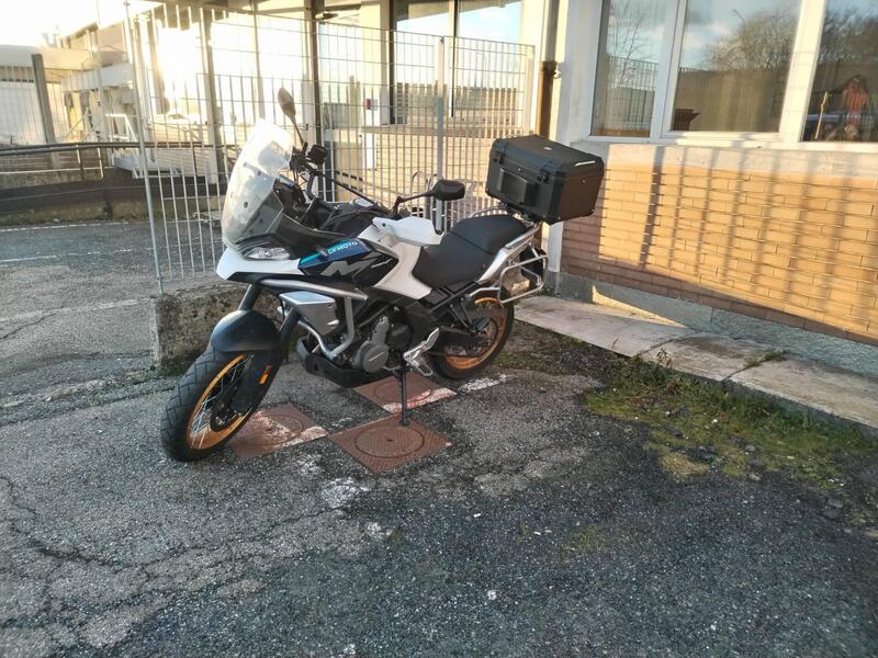 CFMOTO 700MT Adventure (2025 - 26) (2)