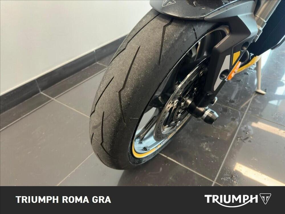 Triumph Street Triple 765 RS (2023 - 26) (14)