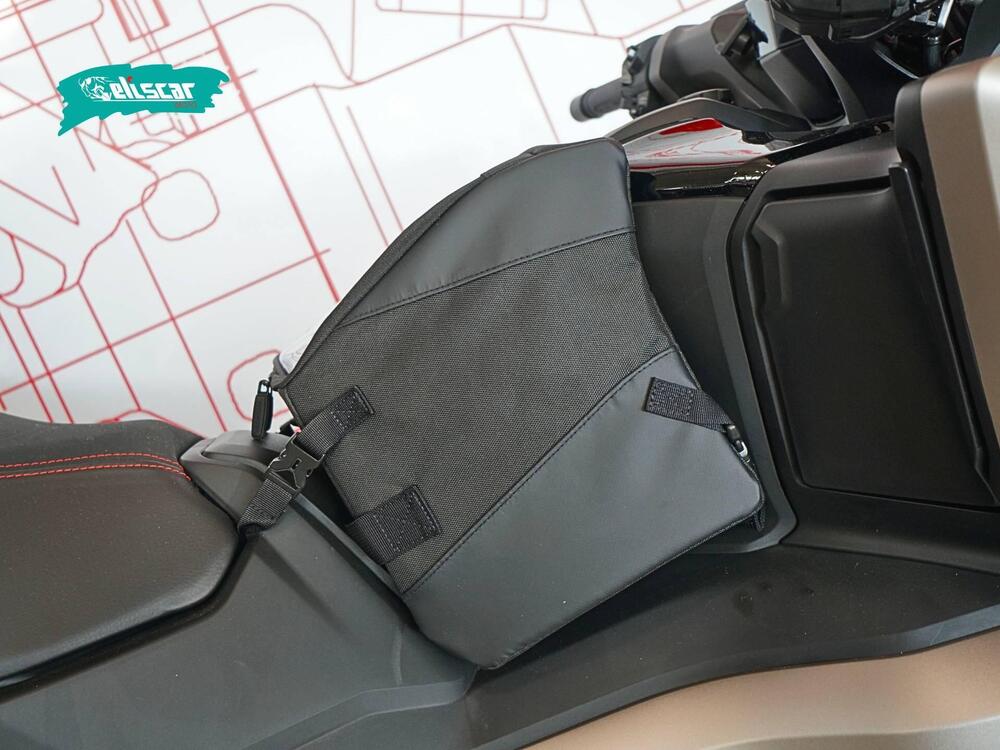 Honda Forza 750 (2025 - 26) (8)