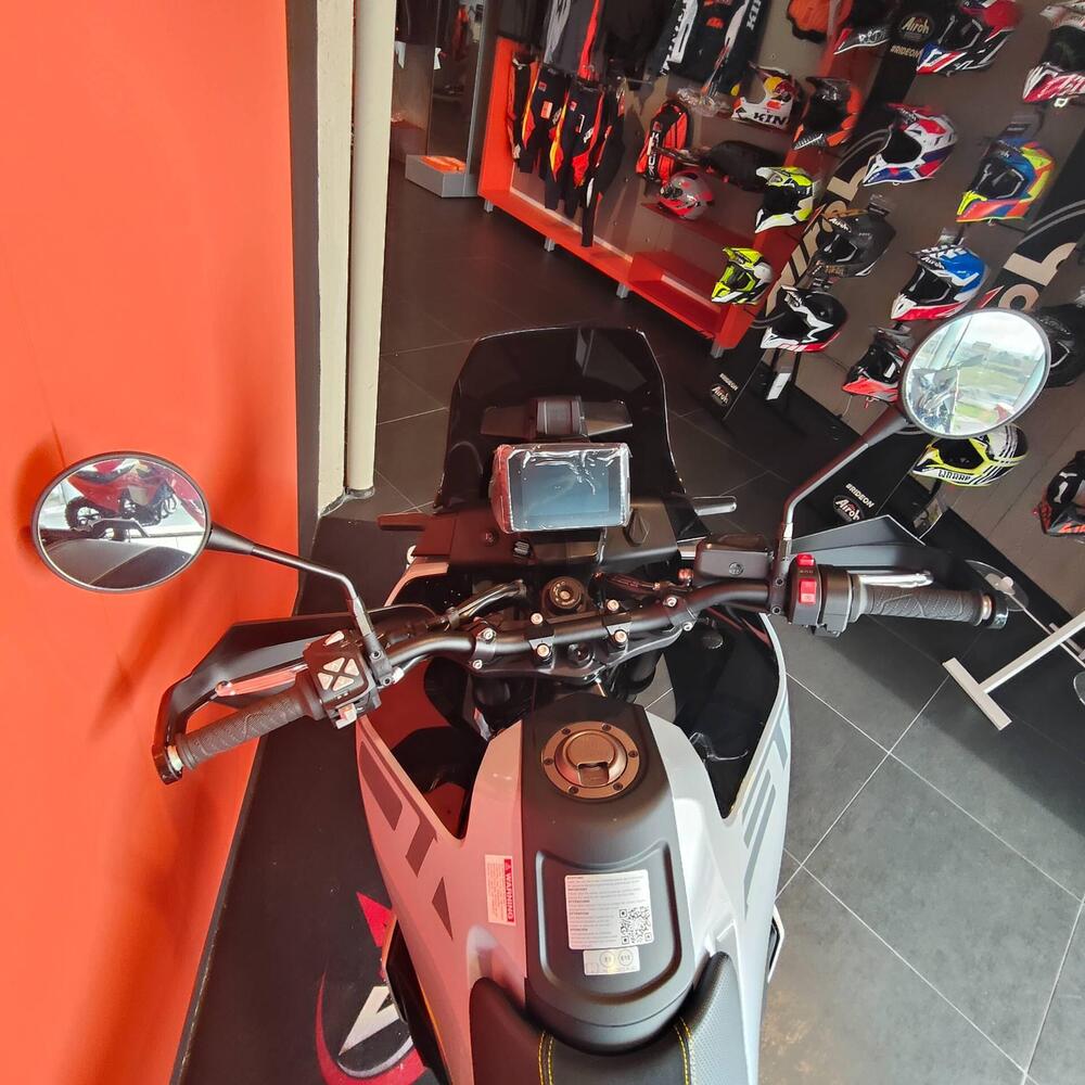 Husqvarna Norden 901 (2022 - 26) (4)