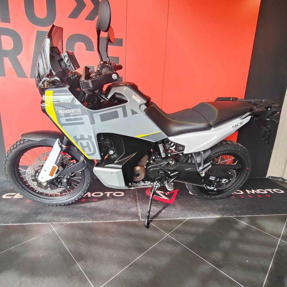 Husqvarna Norden 901 (2022 - 26) (8)