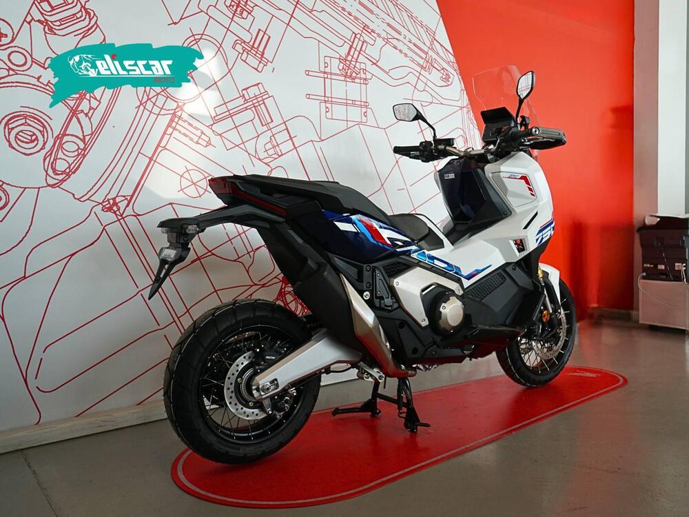 Honda X-ADV 750 Special Edition (2026) (4)