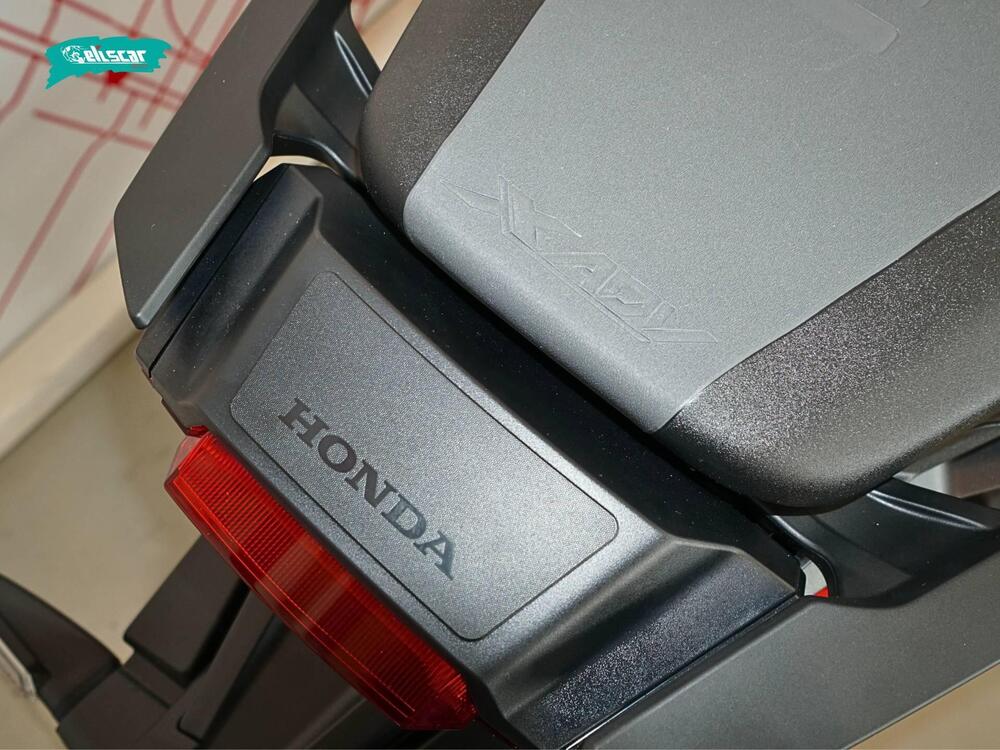 Honda X-ADV 750 Special Edition (2026) (7)