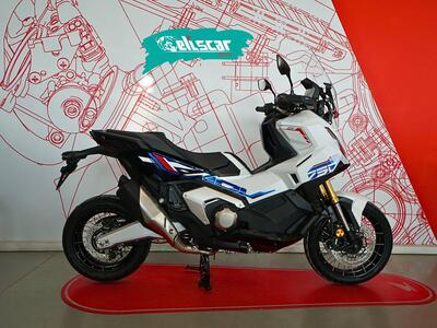 Honda X-ADV 750 Special Edition (2026) nuova