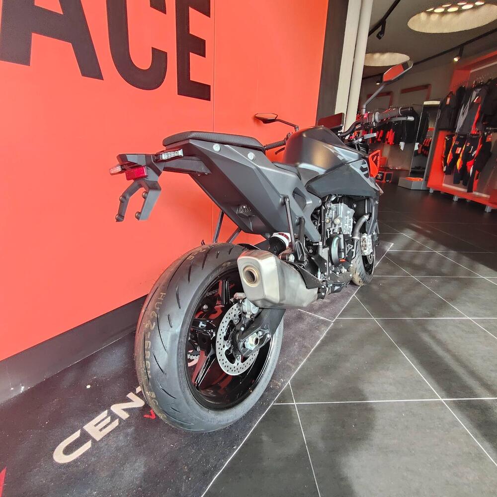 KTM 990 Duke (2024 - 26) (5)