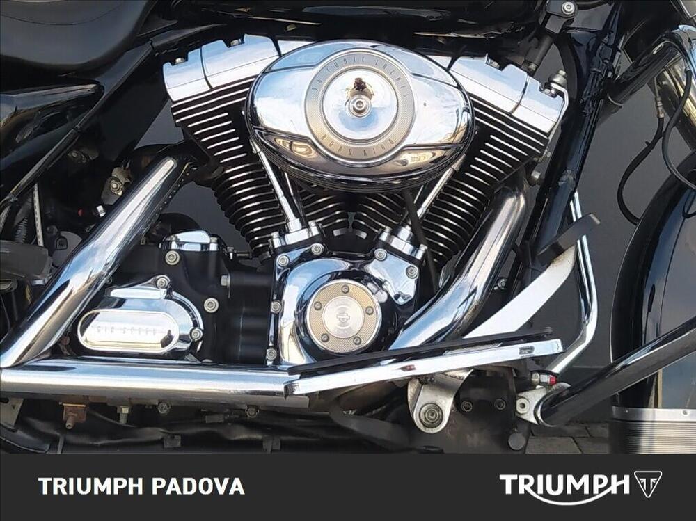 Harley-Davidson 1584 Road King Classic (2007 - 10) - FLHRC (3)